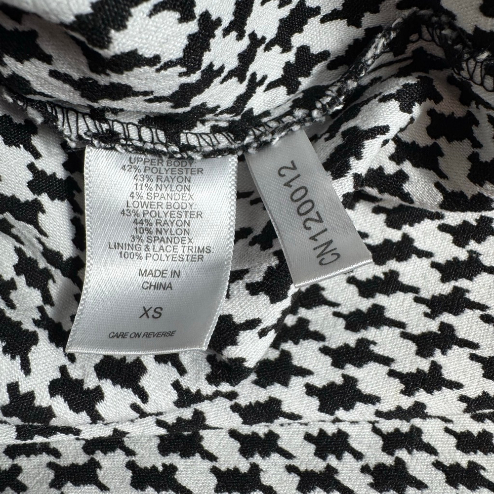 Women's NEW YORK & COMPANY Houndstooth Sheath Dress XS Black White - Picture 4 of 7